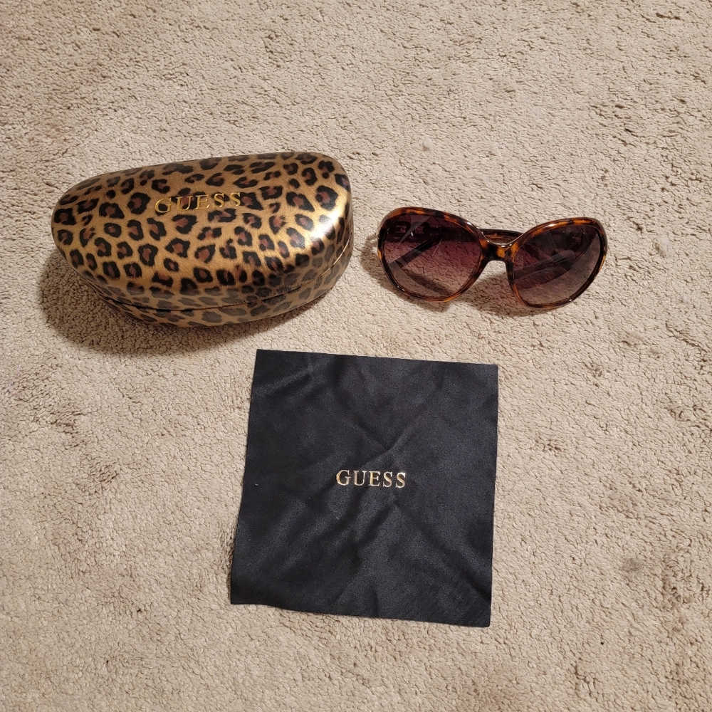 Guess Sunglasses with Case